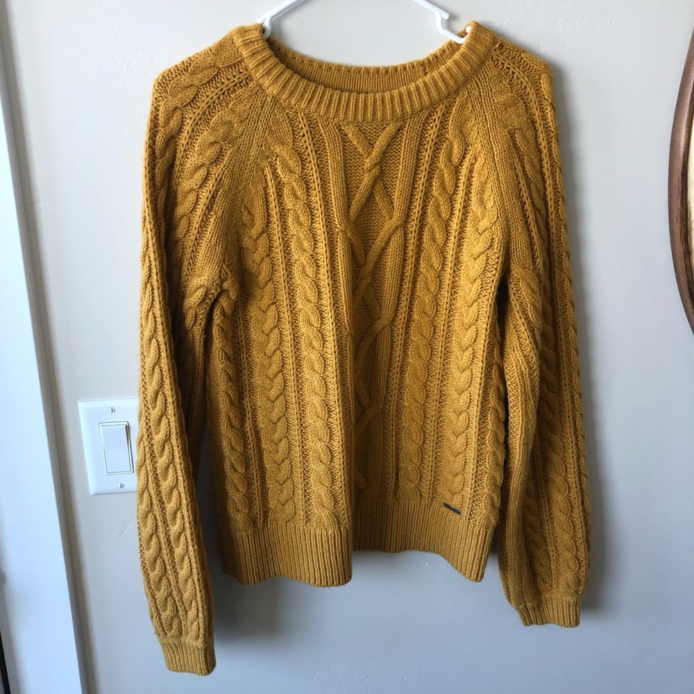 Mustard yellow Abercrombie & Fitch sweater